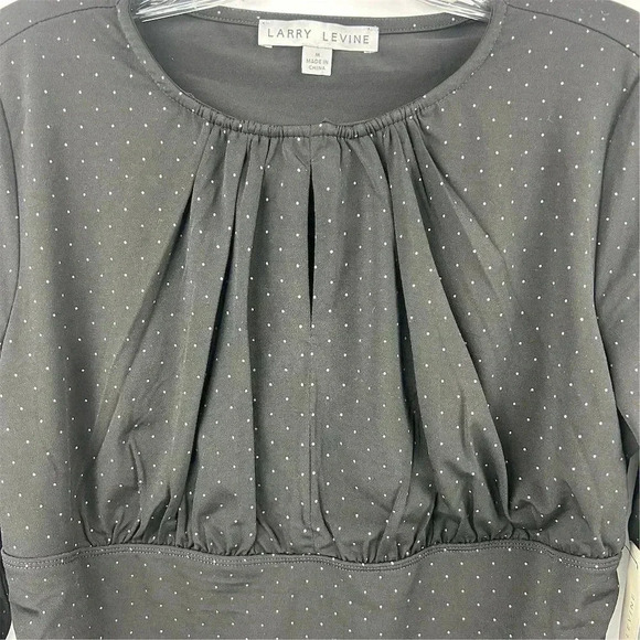 Larry Levine Women's M Black Polka Dot Blouse Flowy Keyhole Gathered Sides - Picture 12 of 14